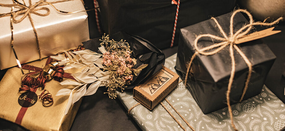 Luxury gift boxes