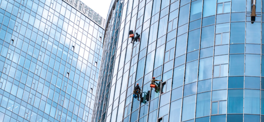 High-rise cleaning services